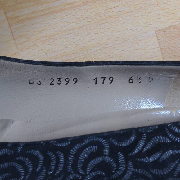 Salvatore Ferragamo Womens Classic Pump Heel Black Leather Abstract Slip On 6.5B - Picture 10 of 11